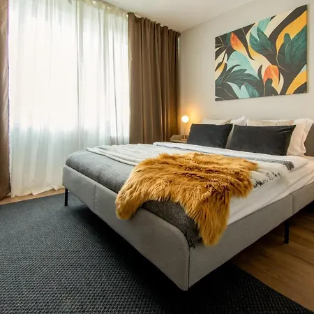 Urban Haven: 2br In Center Bucharest